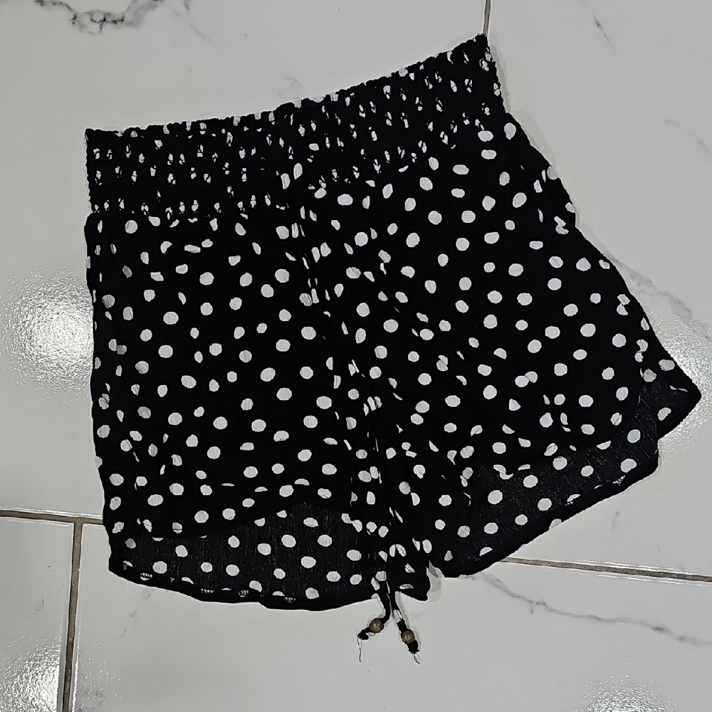 Polka Dot Women's Shorts EUC